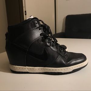 Nike Dunk Sky Hi Essential Black